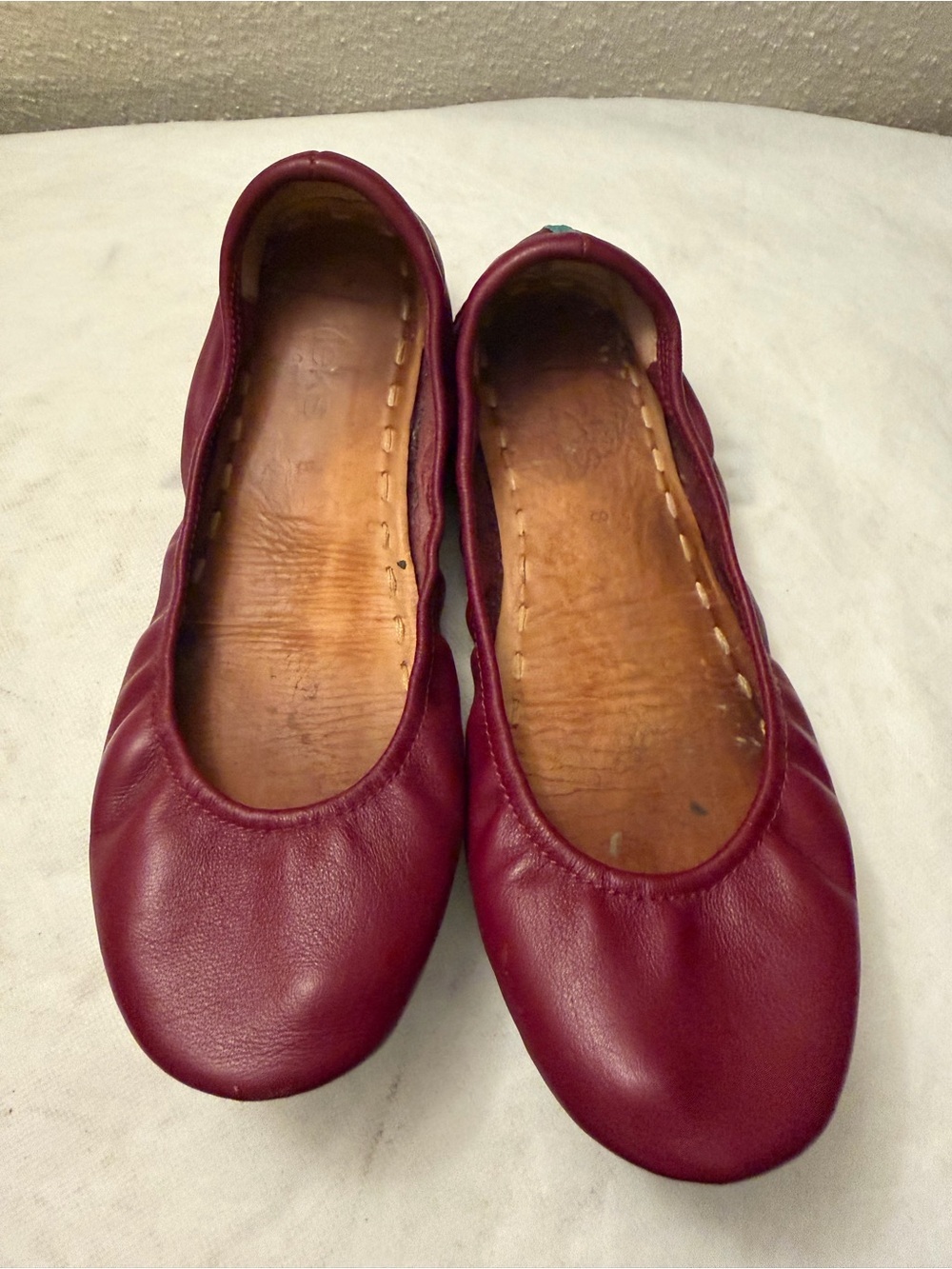 Tieks Burgundy Leather Ballet Flats, pre-owned,SZ8
